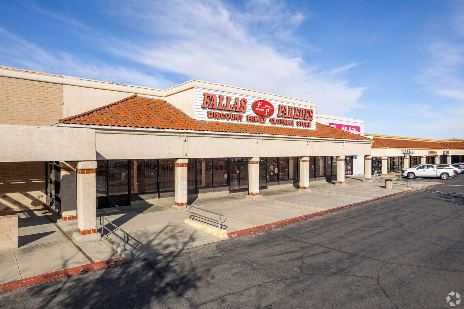 Storefronts at Palmdale Gateway, 1743 E. Palmdale Blvd